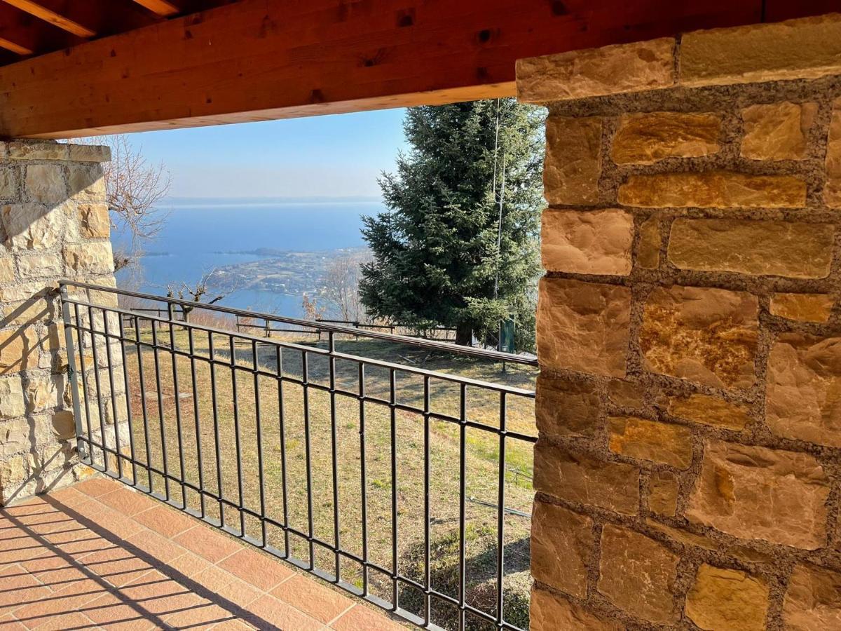 La Fiocchina - Magic Place - Apartments & Studios In Garda Lake - Countryside Farmhouse, Inside The Middle Of The Lake 萨罗 外观 照片